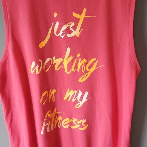 Chin Up Apparel Crew Neck Graphic Tank Top - Picture 3 of 5